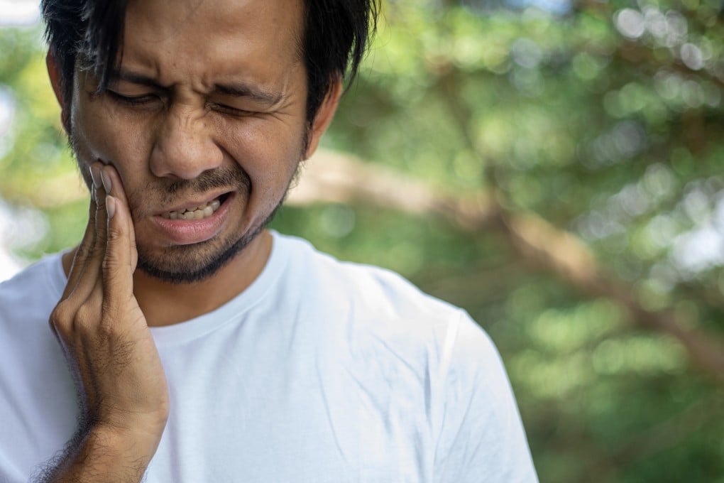 The three main culprits of toothache are cavities, gum disease, and grinding. Experts explain how to stop the pain. Photo: Getty Images