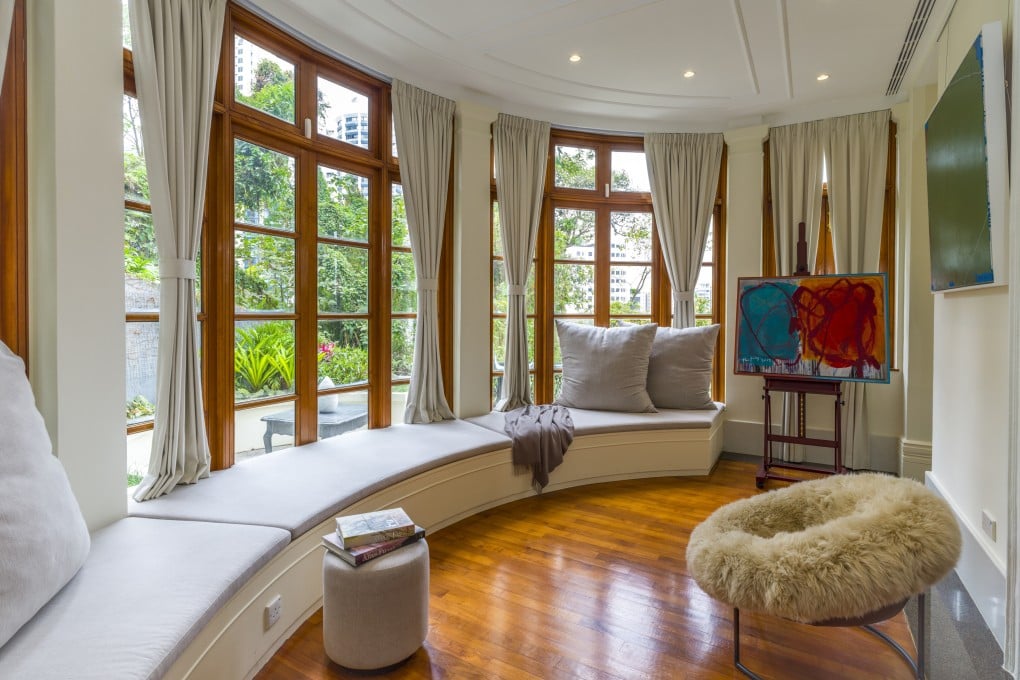 A large bow window and original window seat are the highlights of one of Chatham Maison’s main exhibition spaces. Styled by Flavia Markovits. Photo assistant: Timothy Tsang. Photo: John Butlin