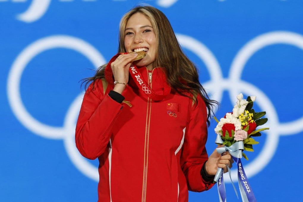 Gold medallist Gu Ailing Eileen of China celebrates on the podium. Photo: Reuters