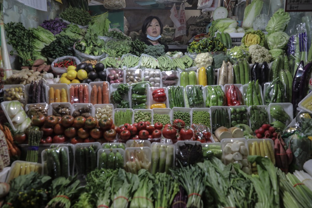 China’s official consumer price index (CPI) rose by 0.9 per cent in January from a year earlier, down from 1.5 per cent in December. Photo: EPA-EFE