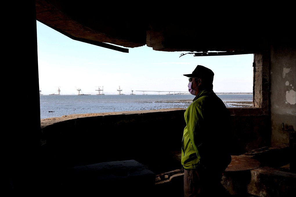 A Taiwanese army veteran looks out from a bunker at Quemoy, also known as Kinmen, the last place where mainland Chinese and Taiwanese forces engaged in major fighting, in 1958. Photo: Reuters