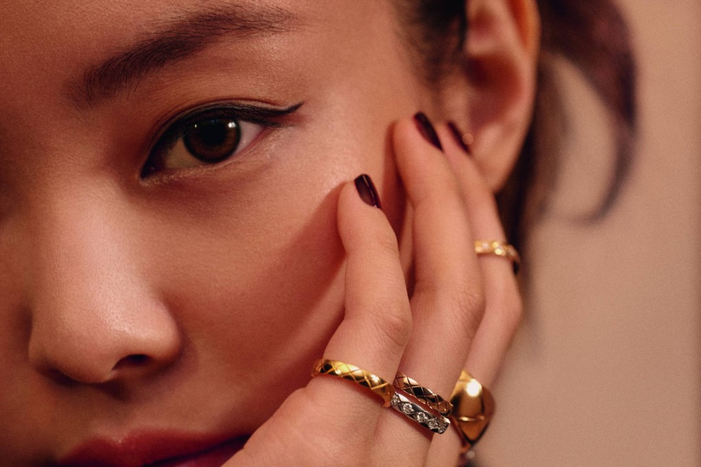 Jennie from K-pop girl group Blackpink shows off her gold jewellery. Such items need regular cleaning, but there are some dos and don’ts. Photo: Chanel