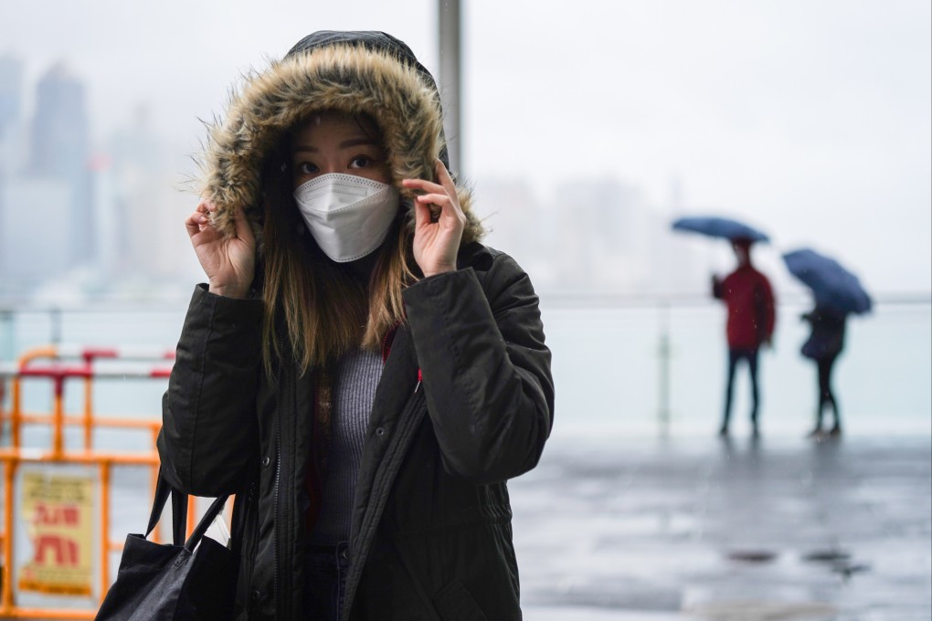 The Observatory advises residents to bundle up as the weather is expected to remain cold and rainy for the next few days. Photo: Sam Tsang