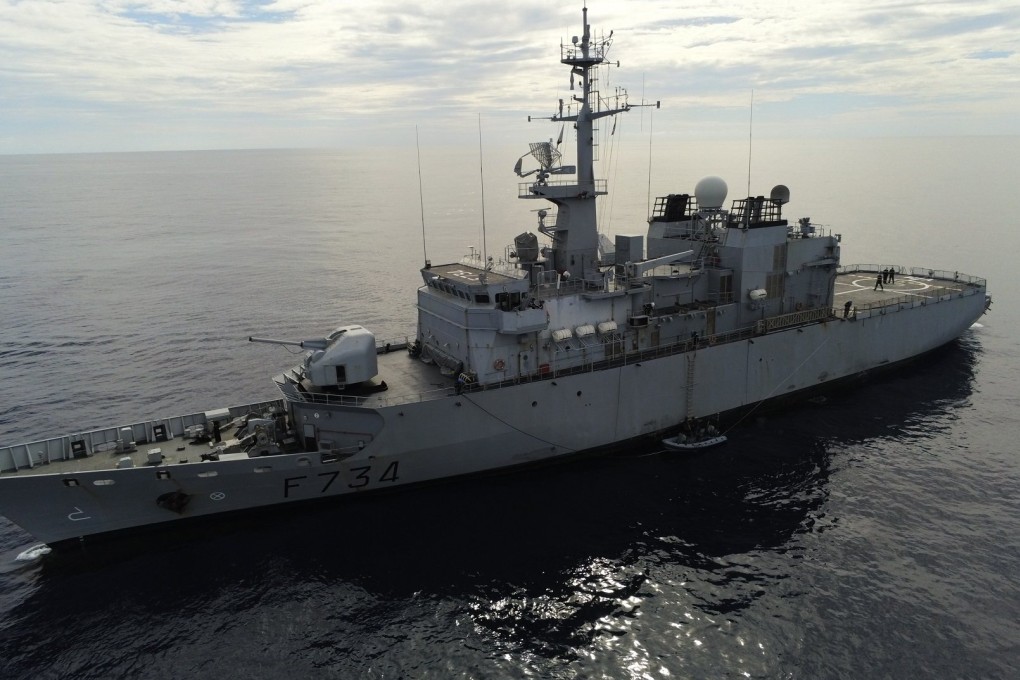 Crew on the French frigate Vendémiaire said they were watched by a Chinese frigate as they conducted navy diver training in the South China Sea on February 20. Source: Twitter