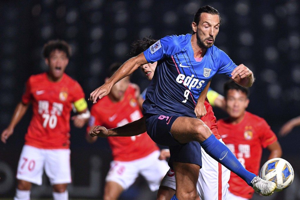 Veteran striker Dejan Damjanovic is still the man to watch for Kitchee in the Asian Champions League despite his age because of his vast experience in the regional tournament. Damjanovic in action for Kitchee against Guangzhou FC of China in last year’s Champions League group match at Buriram Stadium in Buriram, Thailand. Photo: EPA-EFE