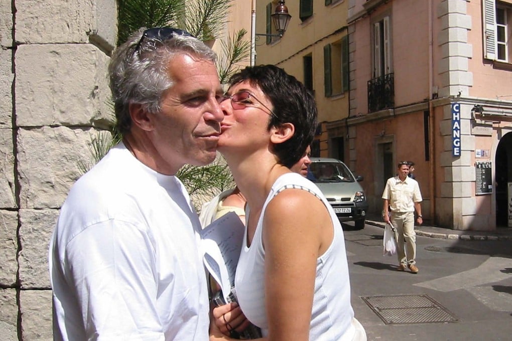 An undated picture released by the US attorney’s office shows British socialite Ghislaine Maxwell kissing US financier Jeffrey Epstein on the cheek. Photo: US Attorney Office via dpa