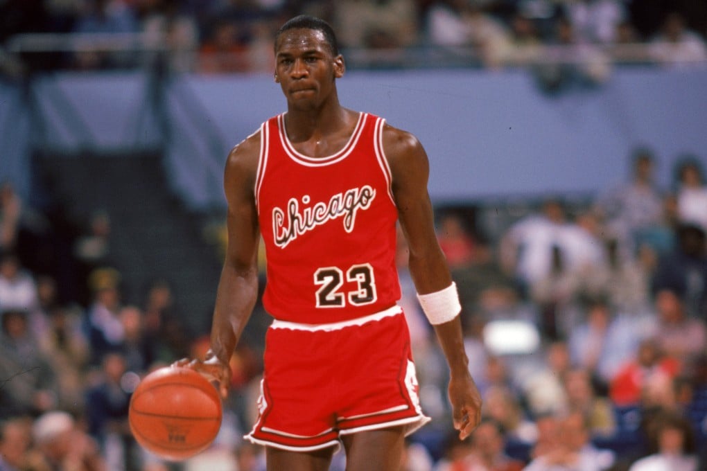 Michael Jordan of the Chicago Bulls brings the ball upcourt against the Los Angeles Clippers during a 1984-85 season game at the Sports Arena in Los Angeles. Photo: Getty Images