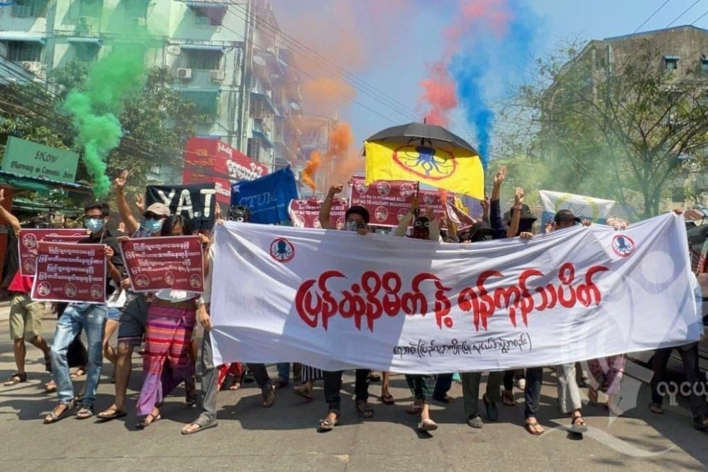 A flash mob protest in downtown Yangon on February 26, 2022. Photo: Octopus/ Facebook