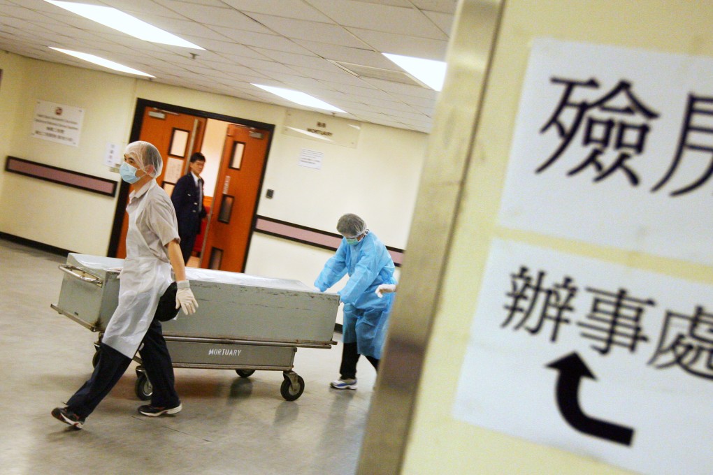 Some funeral homes have declined preparatory services like make-up application and body viewing for Covid-19 victims. Photo: Sam Tsang