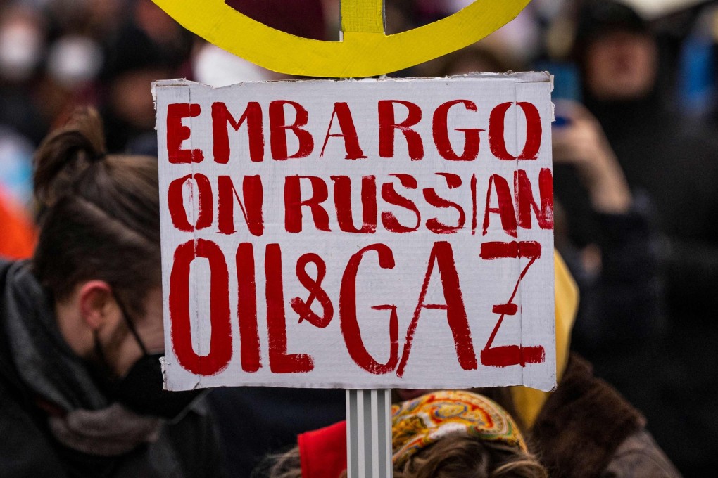 Ukraine invasion: US and Europe allies weigh banning imports of Russian ...