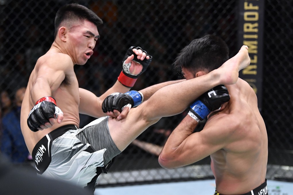 Song Yadong of China kicks Julio Arce in a bantamweight fight during UFC Fight Night in Las Vegas. Photo: Zuffa LLC