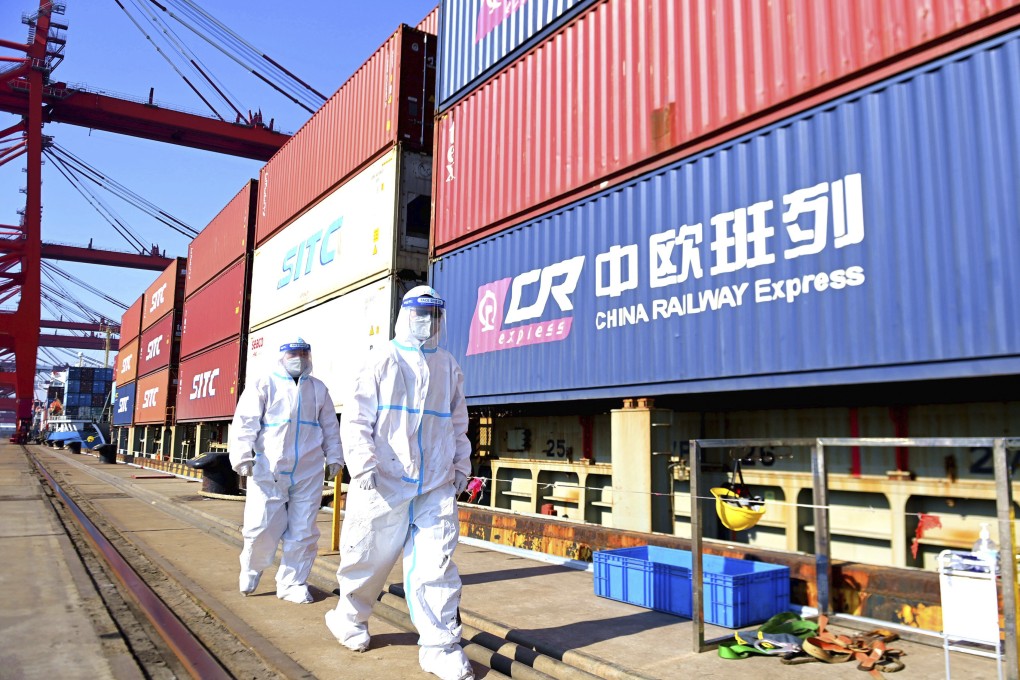 Lockdowns in China are likely to knock back the global supply chain recovery. Photo: AP