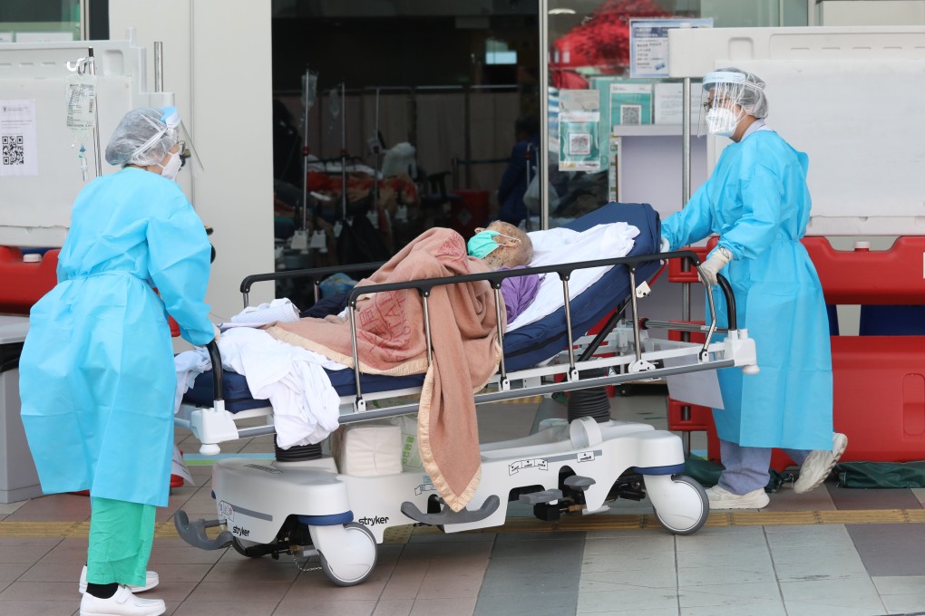 An NGO-run hotline has reported a massive surge in Covid-related calls from elderly Hongkongers. Photo: Yik Yeung-man