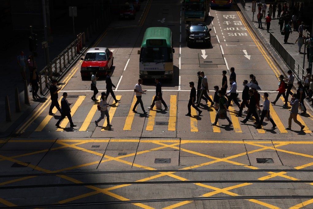 Pedder Street in Central under tightened social-distancing rules amid the fifth wave of Covid-19 outbreak on 14 March 2022. Photo: Nora Tam