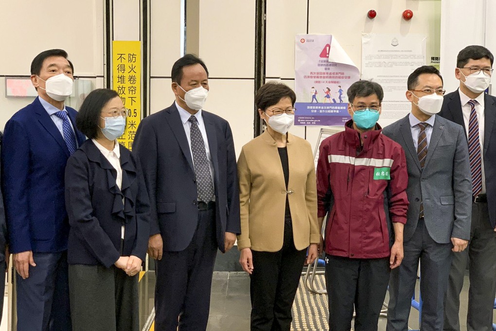 Chief Executive Carrie Lam receives a team of traditional Chinese medicine experts from the mainland on Tuesday morning. Photo: RTHK