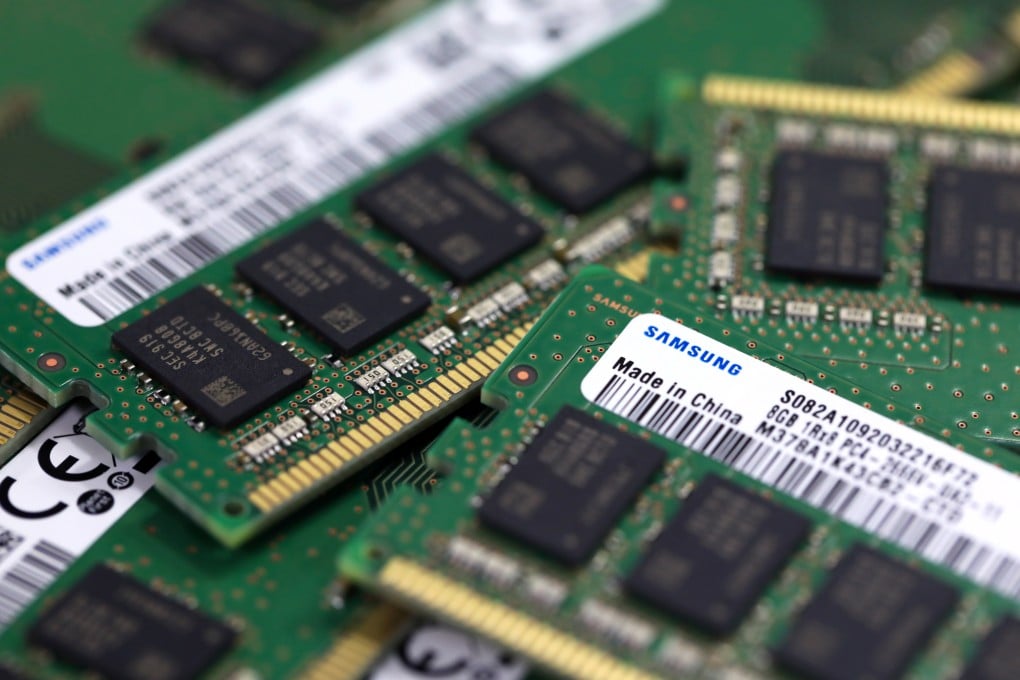 Samsung Electronics’ memory modules are arranged for a photograph in Seoul, July 9, 2019. Photo: Bloomberg
