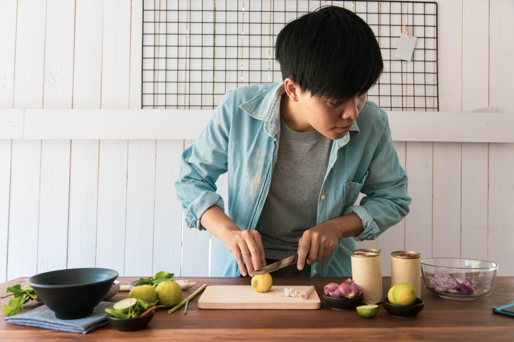 With a million recipes online, why have all those cookbooks when you never actually use them? Photo: Shutterstock