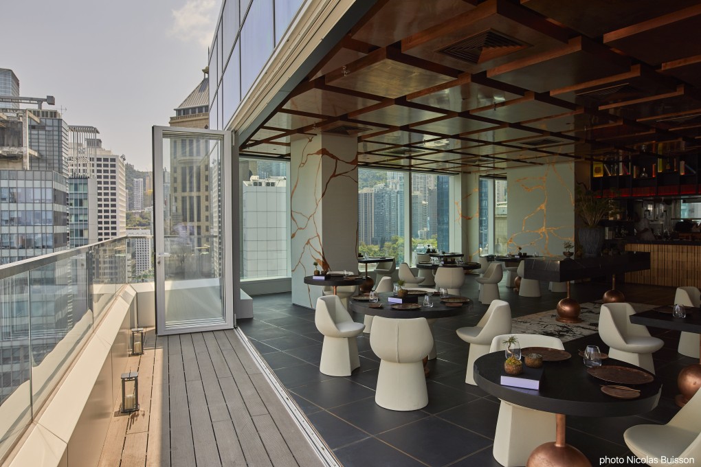 Écriture at H Queens serves contemporary French cuisine with a Japanese twist and is named after a series of paintings by Korean artist Park Seo-bo. Photo: Le Comptoir