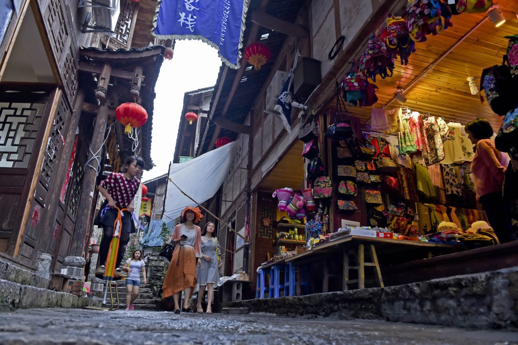 A street in the Gongtan township on May 28, 2015, southwest China’s Chongqing, with a recorded history of over 1,700 years. Photo: Xinhua.