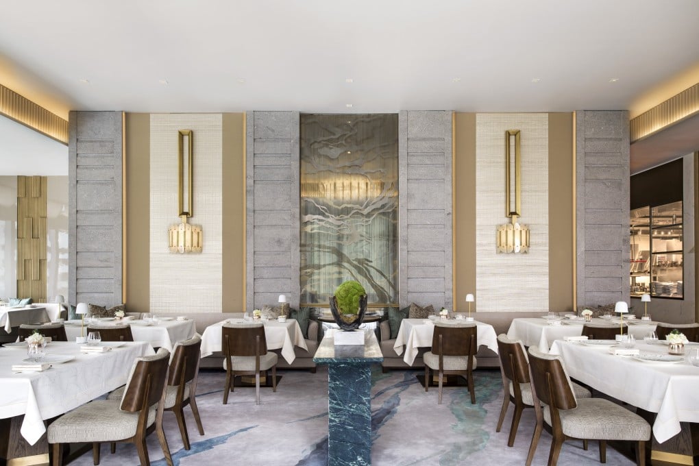 The dining room at L’Envol. Photo: St Regis Hong Kong