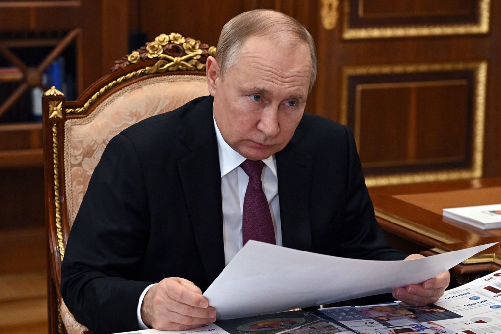 Russian President Vladimir Putin meets with Governor of Russia’s Yamalo-Nenets Autonomous Region Dmitry Artyukhov at the Kremlin in Moscow on March 21, 2022. Photo: Sputnik/AFP via Getty Images/TNS