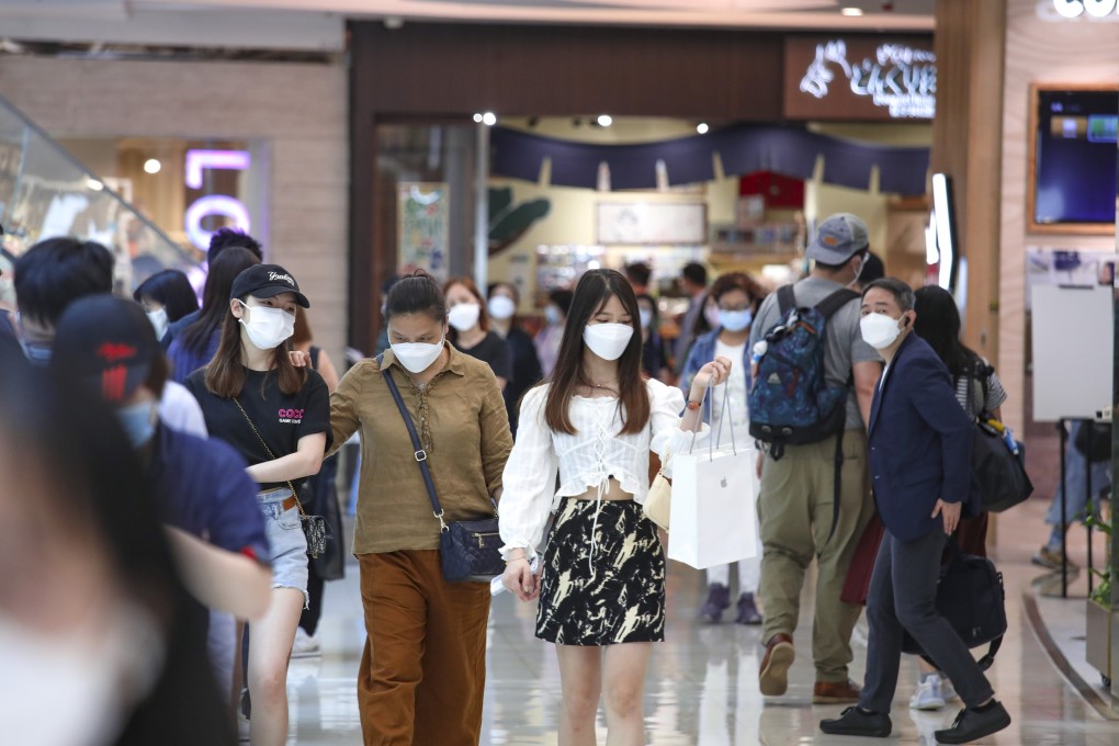 Shoppers at the APM mall in Kwun Tong on Thursday after receiving the first batch of up to HK$5,000 in digital vouchers. Photo: Yik Yeung -man