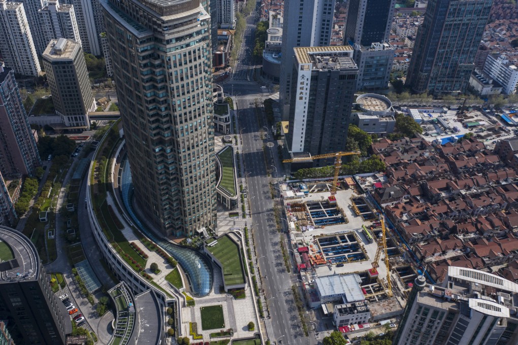 Deserted roads during a lockdown due to Covid-19 outbreak in Shanghai, on April 7, 2022. Photo: Bloomberg