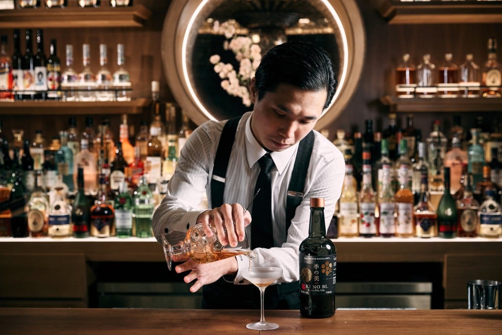 Bar De Luxe offers an intimate and convivial setting. Photo: Bar De Luxe