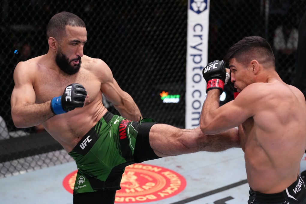 Belal Muhammad (left) kicks Vicente Luque of Brazil in a welterweight fight at UFC Vegas 51. Photo: Jeff Bottari/Zuffa LLC