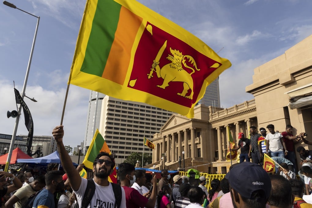 Protesters angered by sky-high inflation and lengthy power cuts call for Sri Lankan President Gotabaya Rajapaksa’s resignation
in Colombo on Monday. Photo: Bloomberg