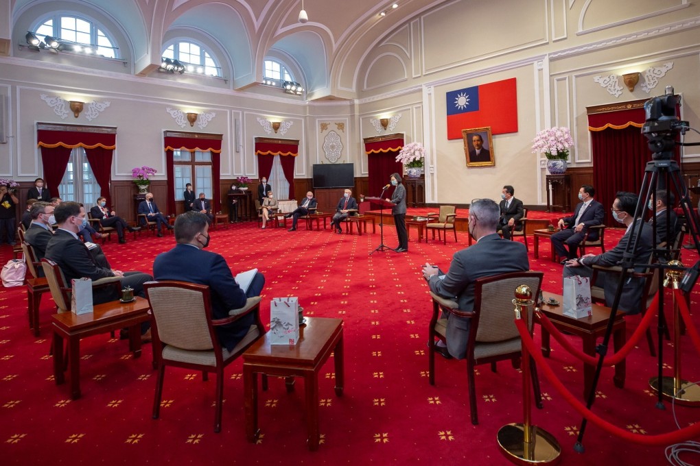 Six US lawmakers visited Taiwan last week to show their support for the island, in defiance of Beijing. Photo: EPE-EFE