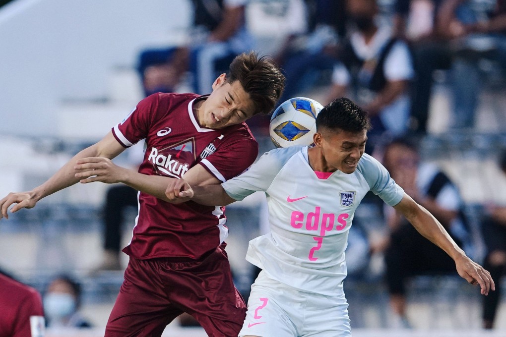 Vissel Kobe’s Yuki Kobayashi in action with Kitchee’s Tsz Chun Law during the AFC Champions League Group J match. Photo: Reuters