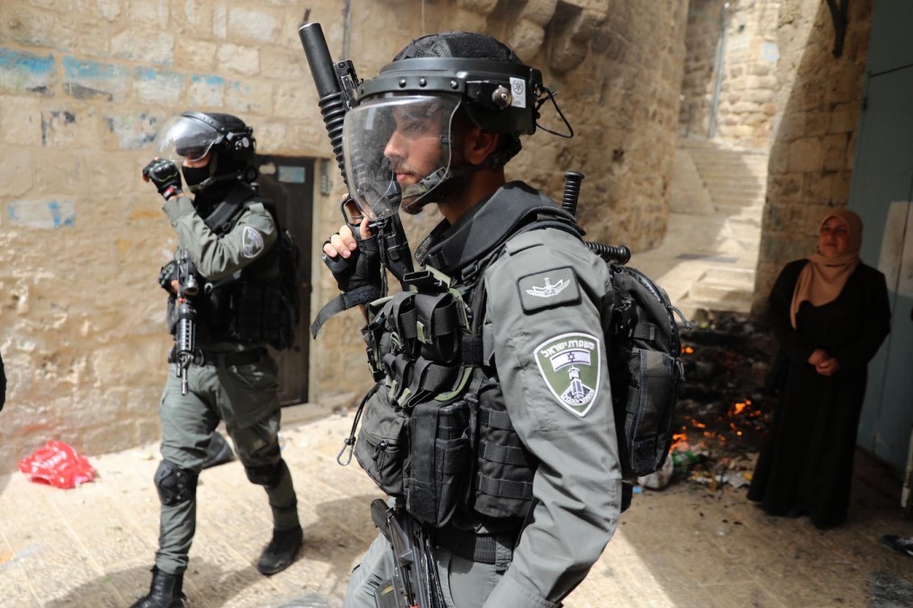 Israeli border police patrol outside the compound that houses the Al-Aqsa Mosque in Jerusalem on Monday. Photo: Xinhua