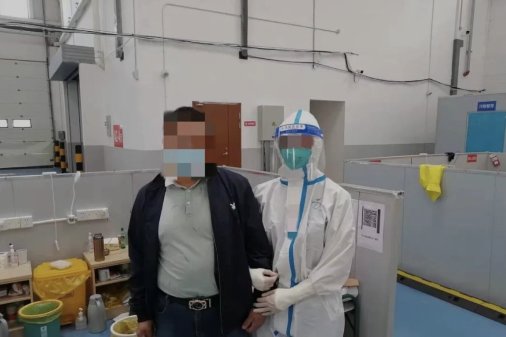 A nurse who goes by the pseudonym Jiaying poses with her father who ended up in the same Covid-19 hospital where she works. Photo: Weixin
