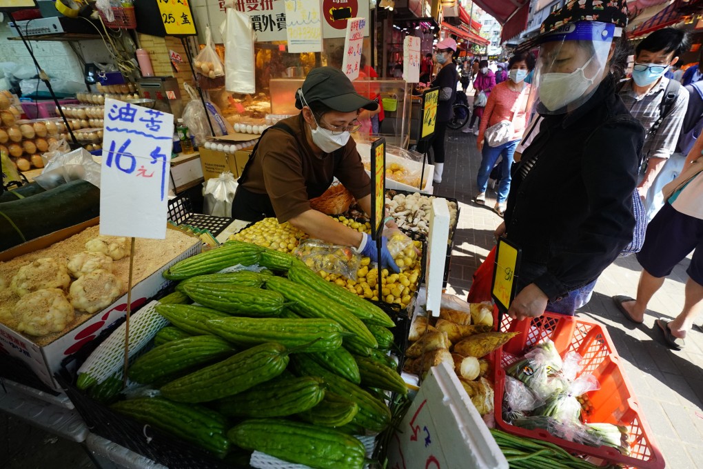 The Hong Kong Monetary Authority is asking the public for feedback on the potential issues surrounding the introduction of digital currency for general use at wet markets and other retailers.
Photo: Felix Wong