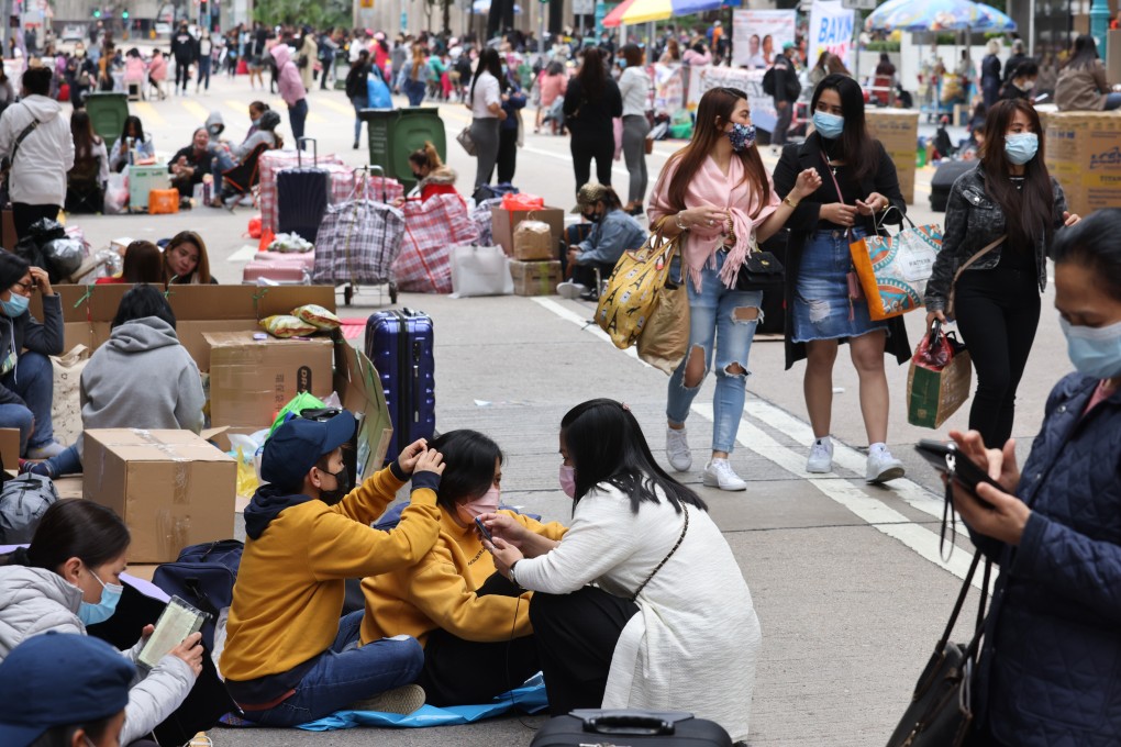 Foreign domestic helpers gathering in Central on Sunday. Photo: Nora Tam