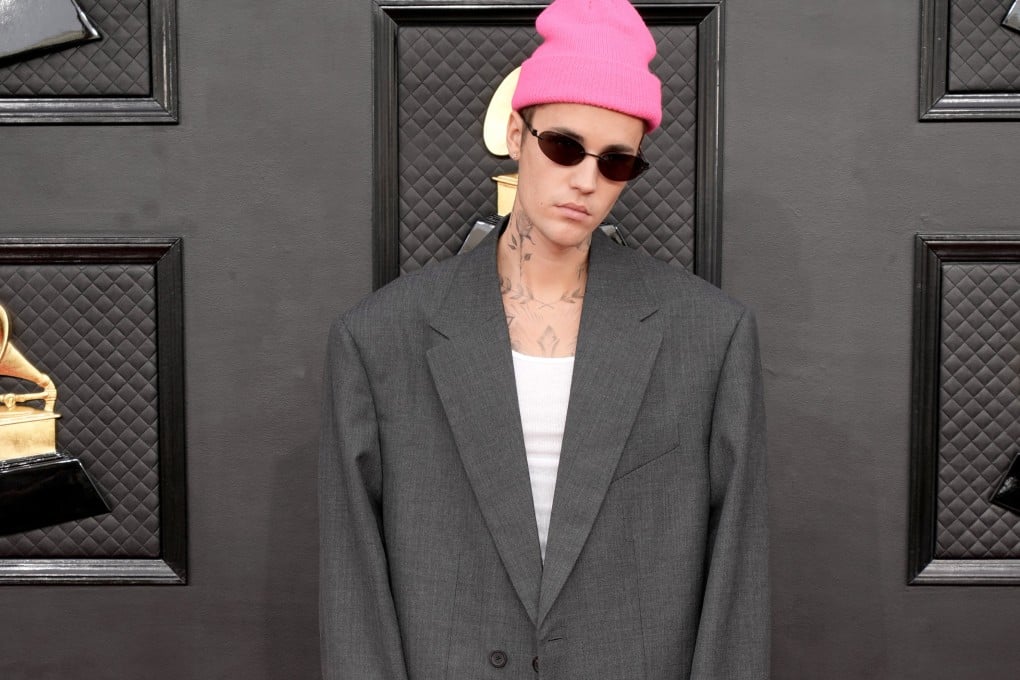 Justin Bieber rocks the casual look at the Grammy Awards in Las Vegas, Nevada. Photo: Jeff Kravitz/FilmMagic