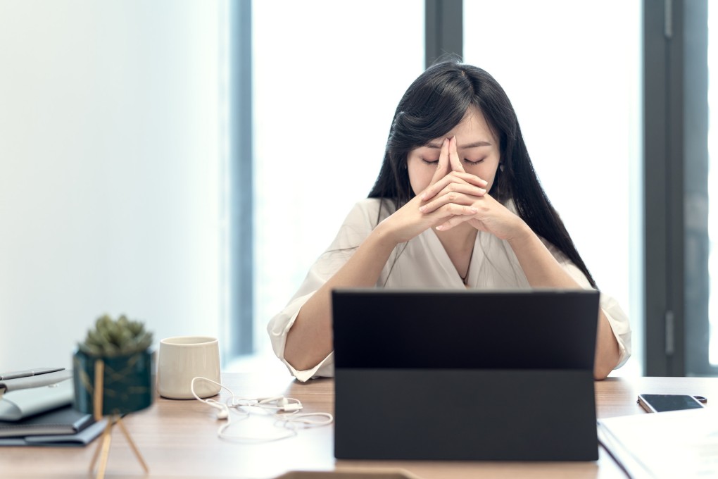 Job burnout is real and can affect your health, say experts, who suggest ways to identify and manage it. Photo: Shutterstock