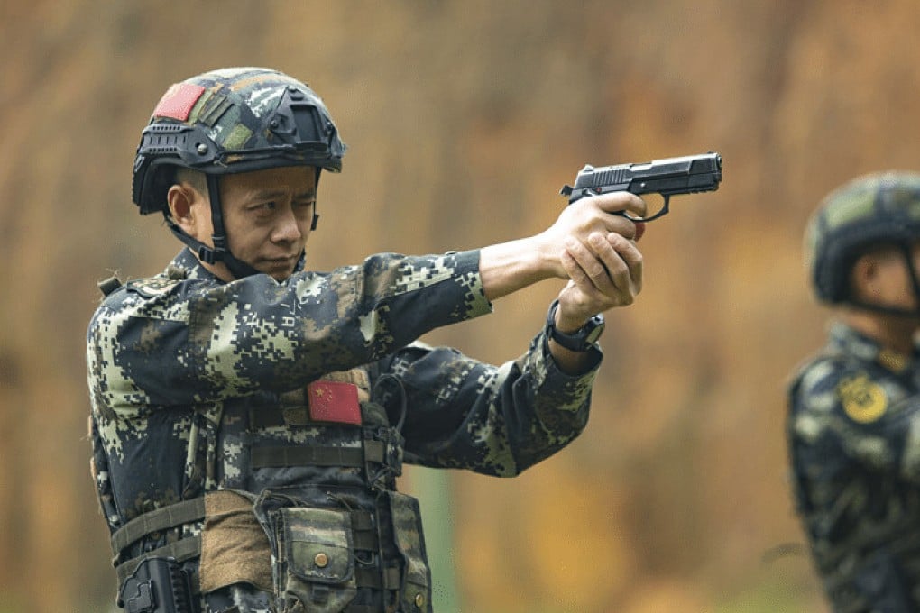 A source has said Hong Kong police are testing out a batch of QSZ-92 pistols, which are currently used by officers from China’s Public Security Bureau. Photo: Weibo
