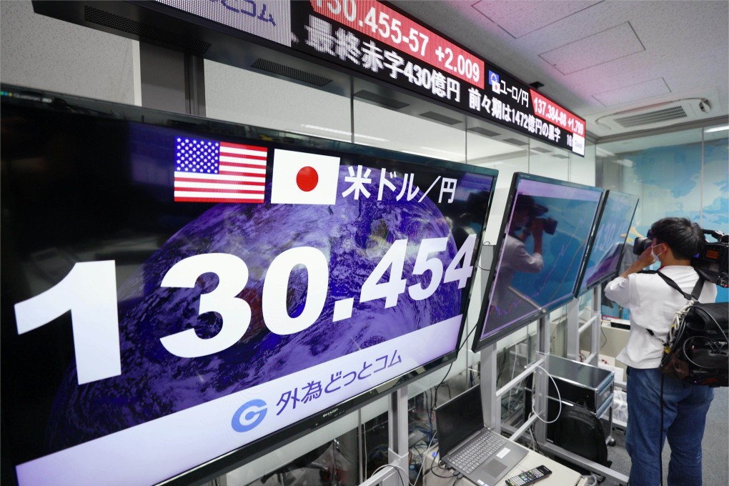 The Japanese yen tumbled to a 20-year low against the US dollar last week. Photo: Kyodo