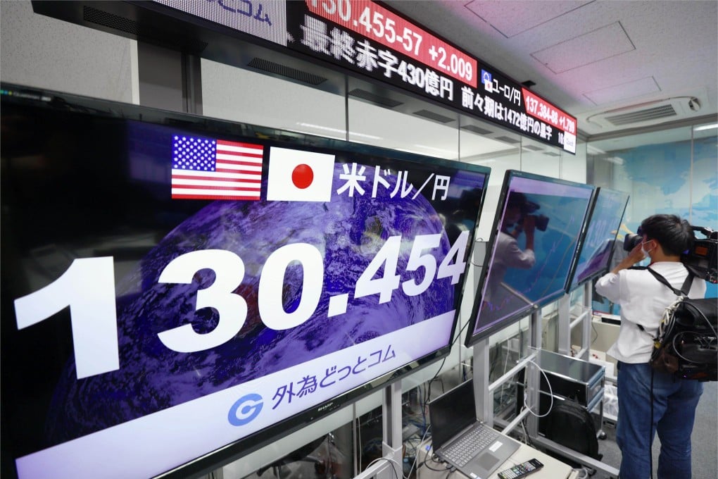 The Japanese yen tumbled to a 20-year low against the US dollar last week. Photo: Kyodo