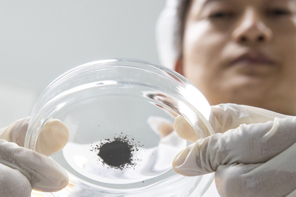 Researchers are studying lunar samples to find ways to sustain a base on the moon. Photo: Xinhua