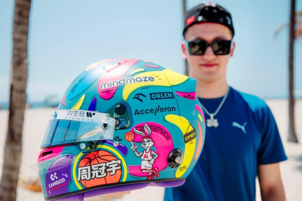 F1 star Zhou Guanyu shows off his newly designed helmet ahead of the Miami Grand Prix. Photo: Zhou Guanyu / Twitter