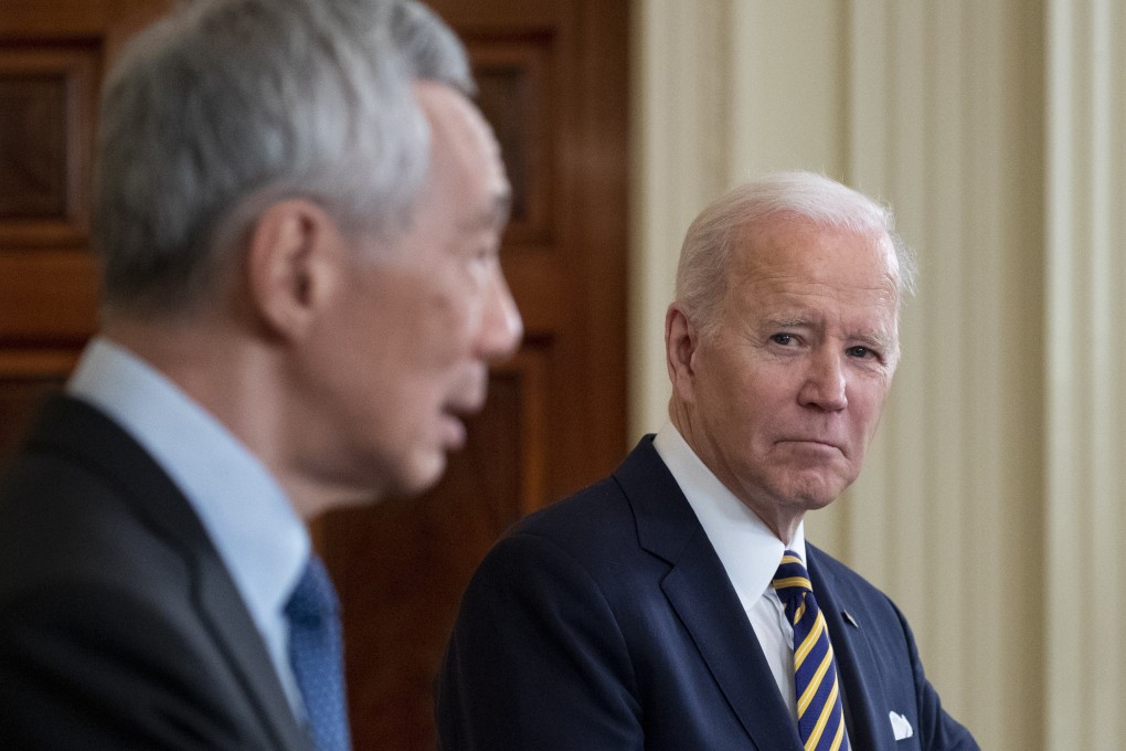 US President Joe Biden and Singapore Prime Minister Lee Hsien Loong at a joint press conference in Washington on March 29, 2022. Photo: EPA-EFE