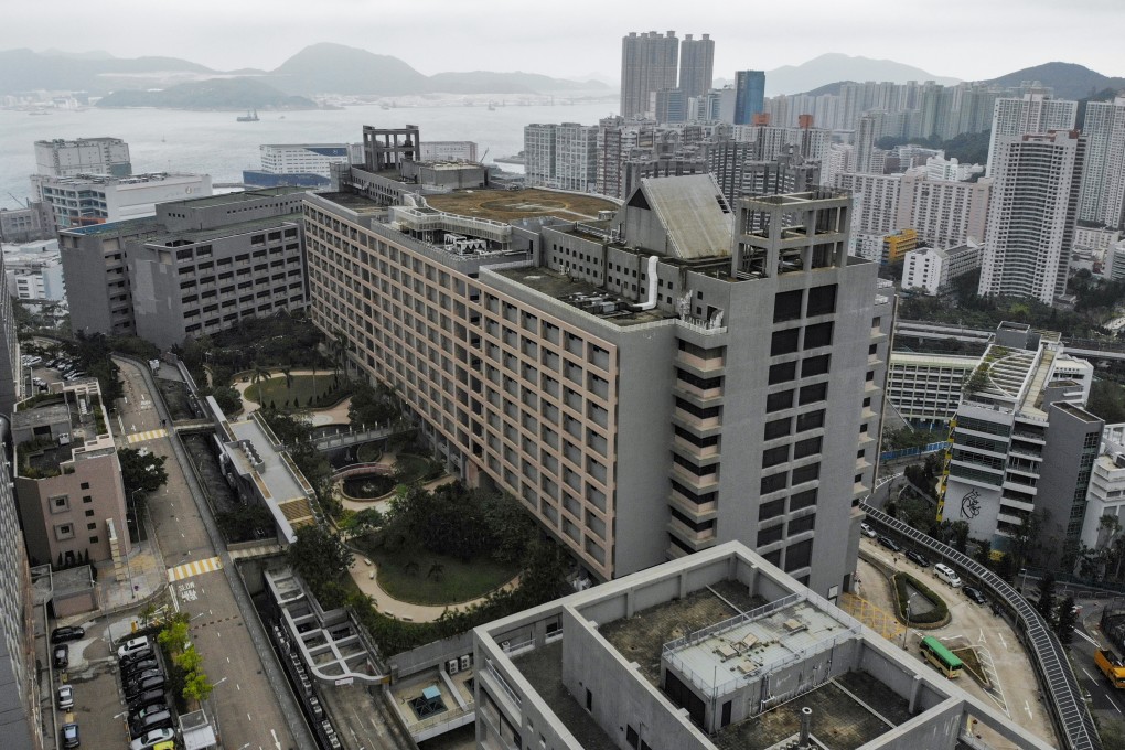 The victim was taken to Pamela Youde Nethersole Eastern Hospital in Chai Wan. Photo: Martin Chan