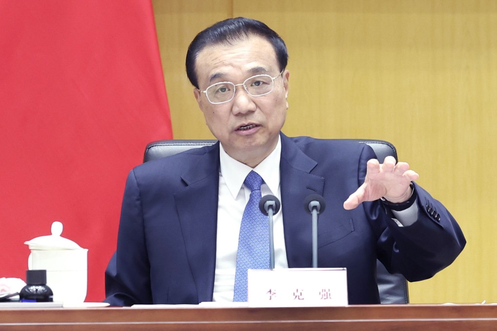Premier Li Keqiang says employment outlook is complicated and grim and local authorities need to focus on job stability. Photo: Xinhua