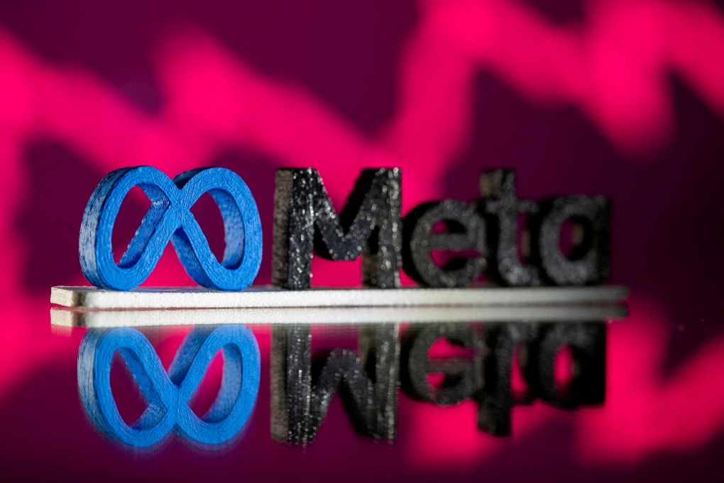 A 3D printed logo for of Meta, Facebook’s rebrand, seen in front of a stock graph in this illustration taken on November 2, 2021. Photo: Reuters