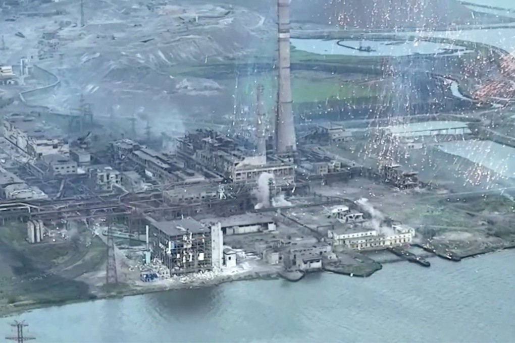 A screengrab from a video shows a shower of burning munitions hitting Azovstal steel works in the Ukrainian port city of Mariupol, Ukraine on May 15. Photo: Reuters TV via Reuters