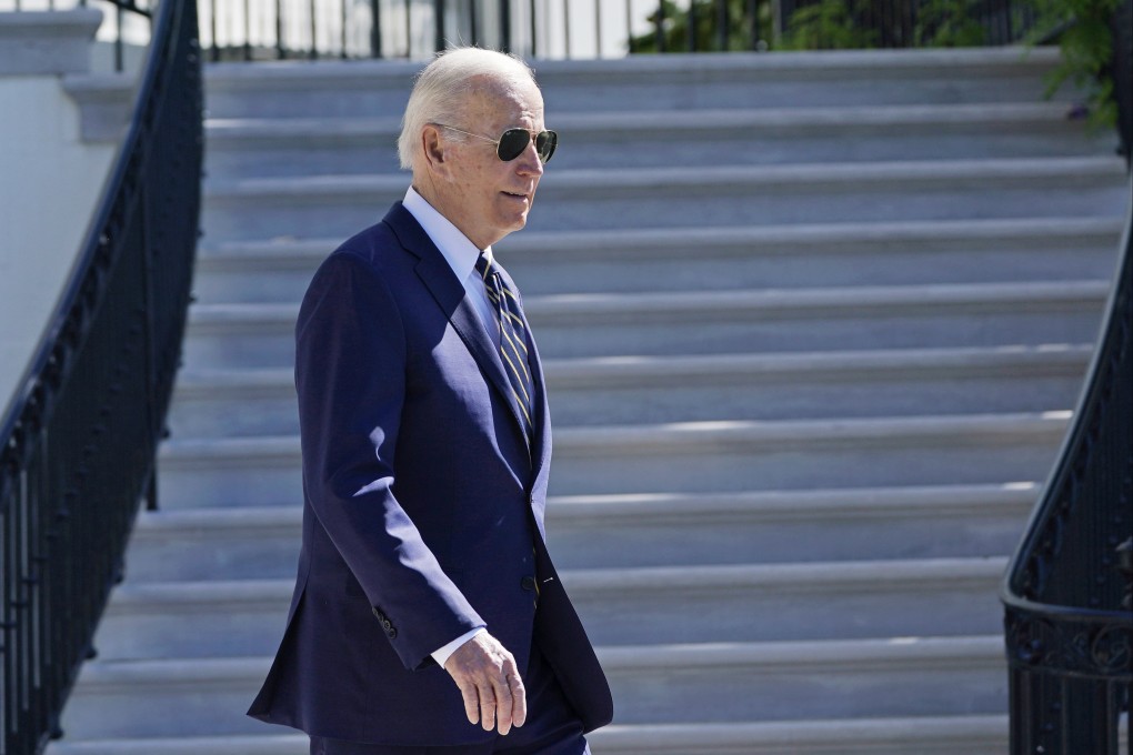 President Joe Biden walks towards Marine One on the South Lawn of the White House in Washington, May 11, 2022. Photo: AP Photo