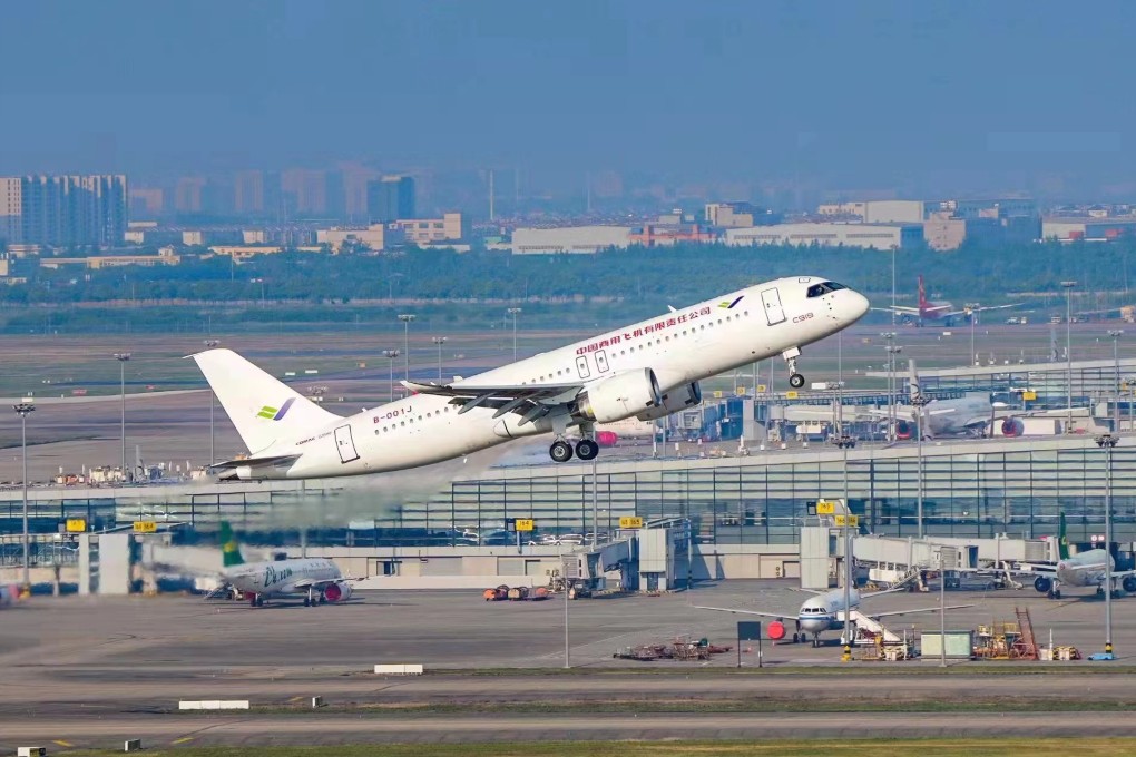 The first C919 large passenger aircraft to be delivered takes off from Shanghai Pudong International Airport on Saturday. Photo: Xinhua